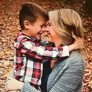 Meet your Posher, Carrie